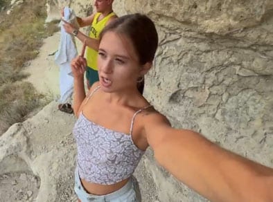 YouTuber de viajes follando con su novio